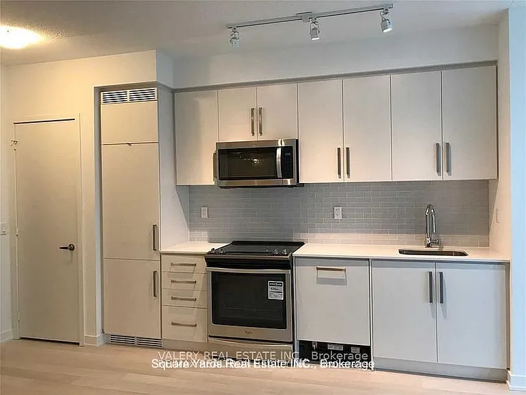 5180 Yonge St #2510 — Photo 6
