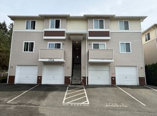 1726 121st St SE APT A, Everett, WA 98208