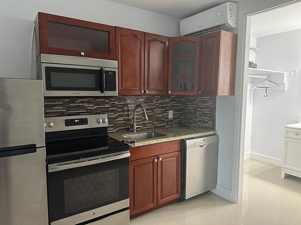 1st image of 18 Salina Ave APT 25