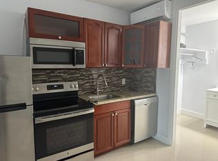 18 Salina Ave APT 25, Delray Beach, FL 33483