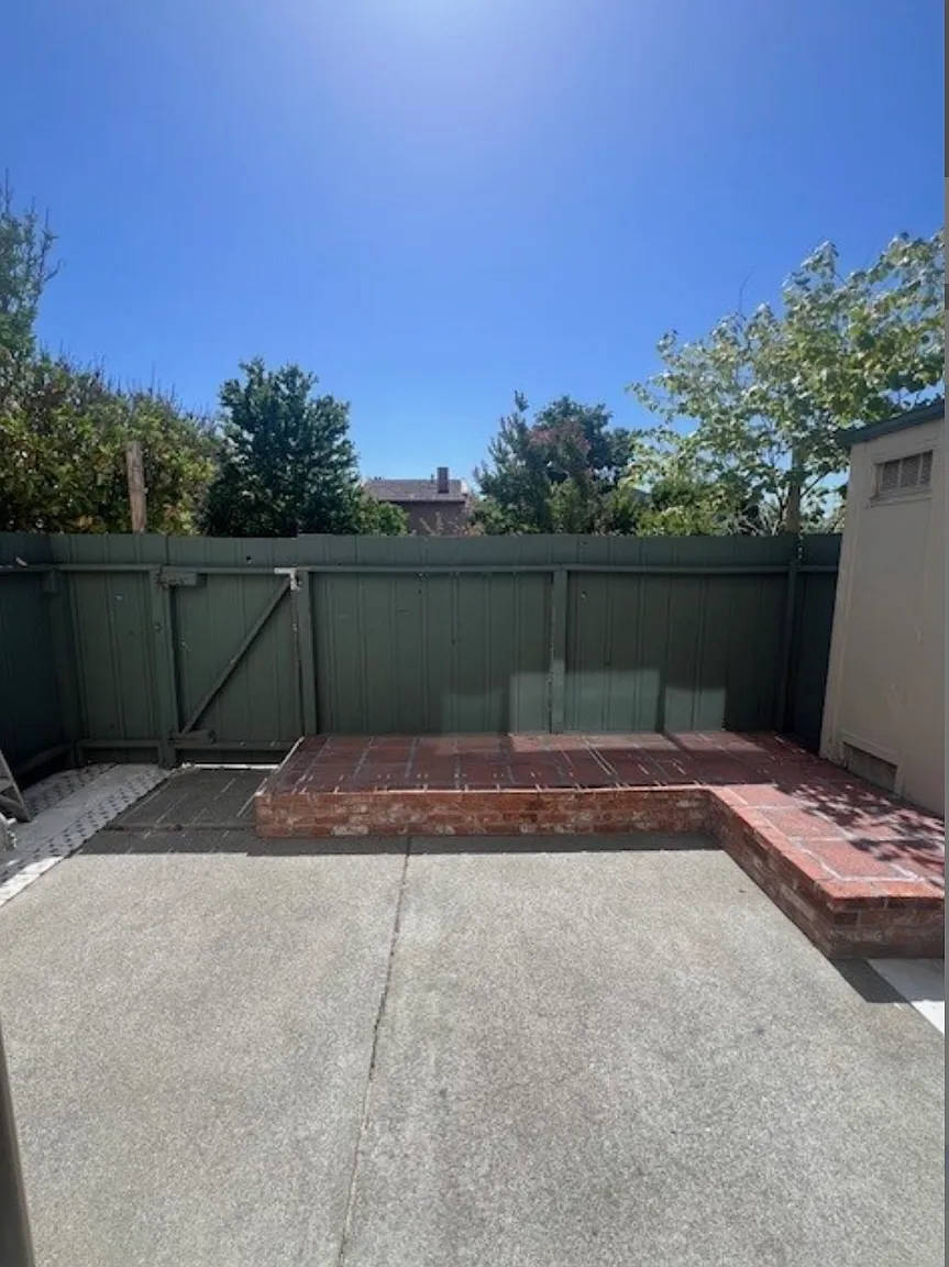 3 bed, 1.5 bath, $2,700 — Photo 2