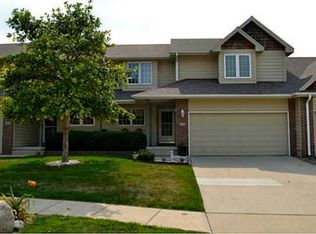 370 56th Ct, Pleasant Hill, IA 50327