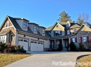 11 King View Dr, Fletcher, NC 28732