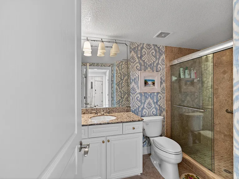 4180 N Highway A1a Hwy #604 — Photo 27
