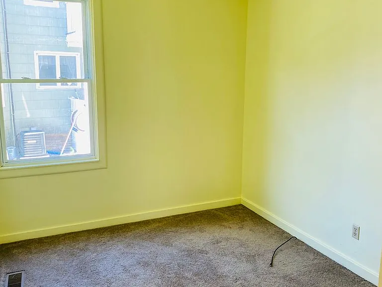 188 Florida Ave — Photo 11