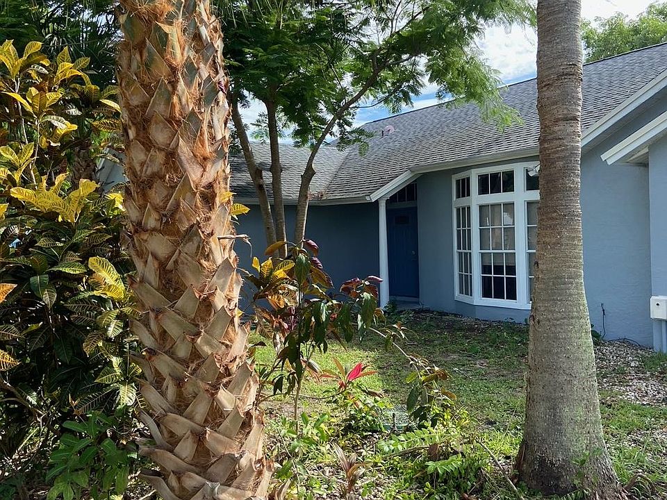2nd image of 1934 SE Gaskins Cir