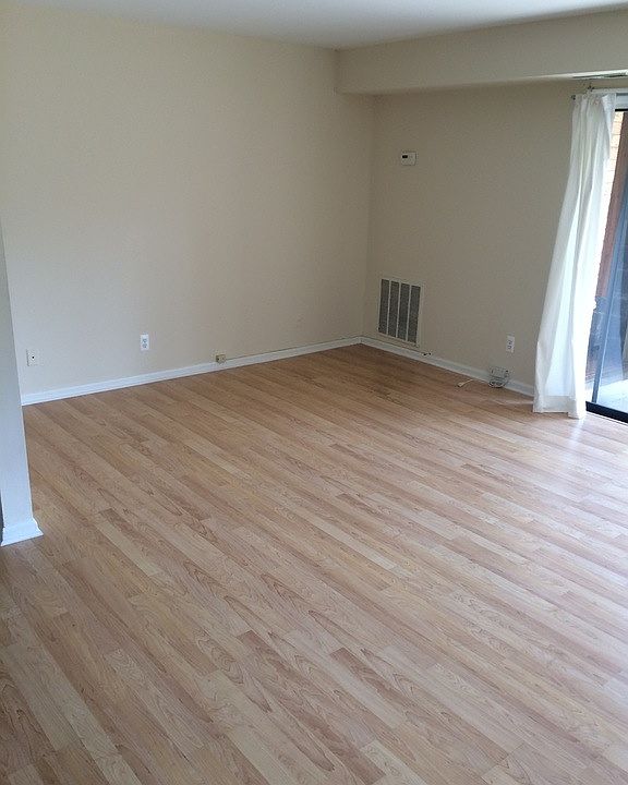2nd image of 6022 Westchester Park Dr #3