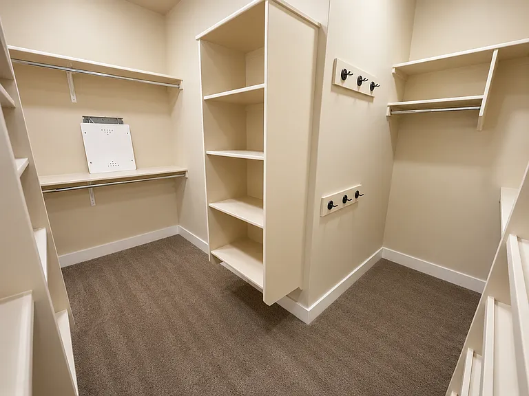 1205 E Lone Creek Dr — Photo 18