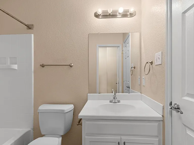 6238 Cottage Pines Dr — Photo 16