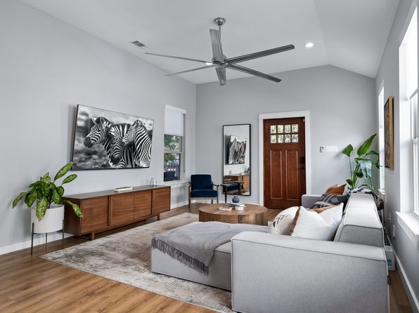 Additional property image - 1004 S Montreal Ave, Dallas, TX 75208