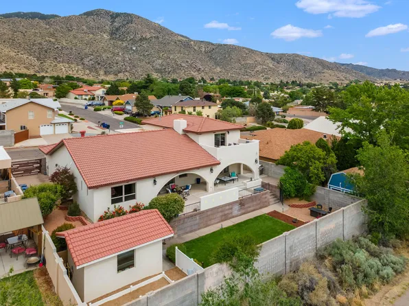 3901 Calle Pino NE, Albuquerque, NM 87111