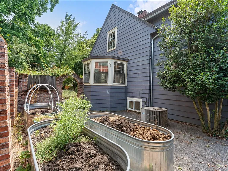 5903 NE Rodney Ave #A — Photo 43