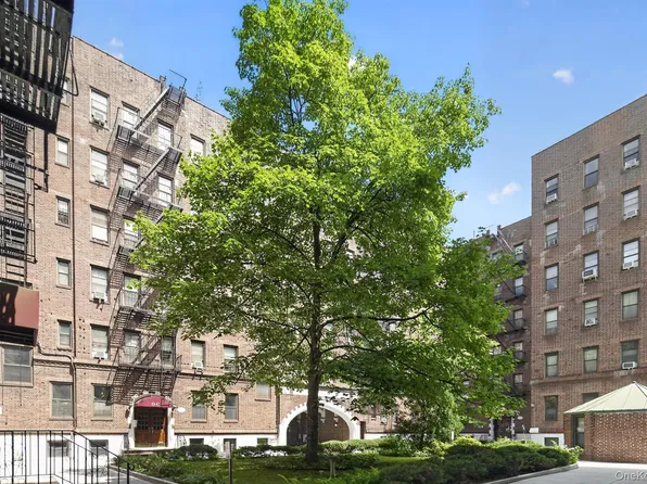 117-14 Union Turnpike #FF2, New York, NY 11415