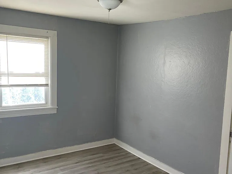 21 Franklin St #2 — Photo 2
