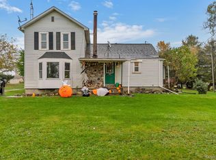 8755 S Sheridan Ave, Durand, MI 48429