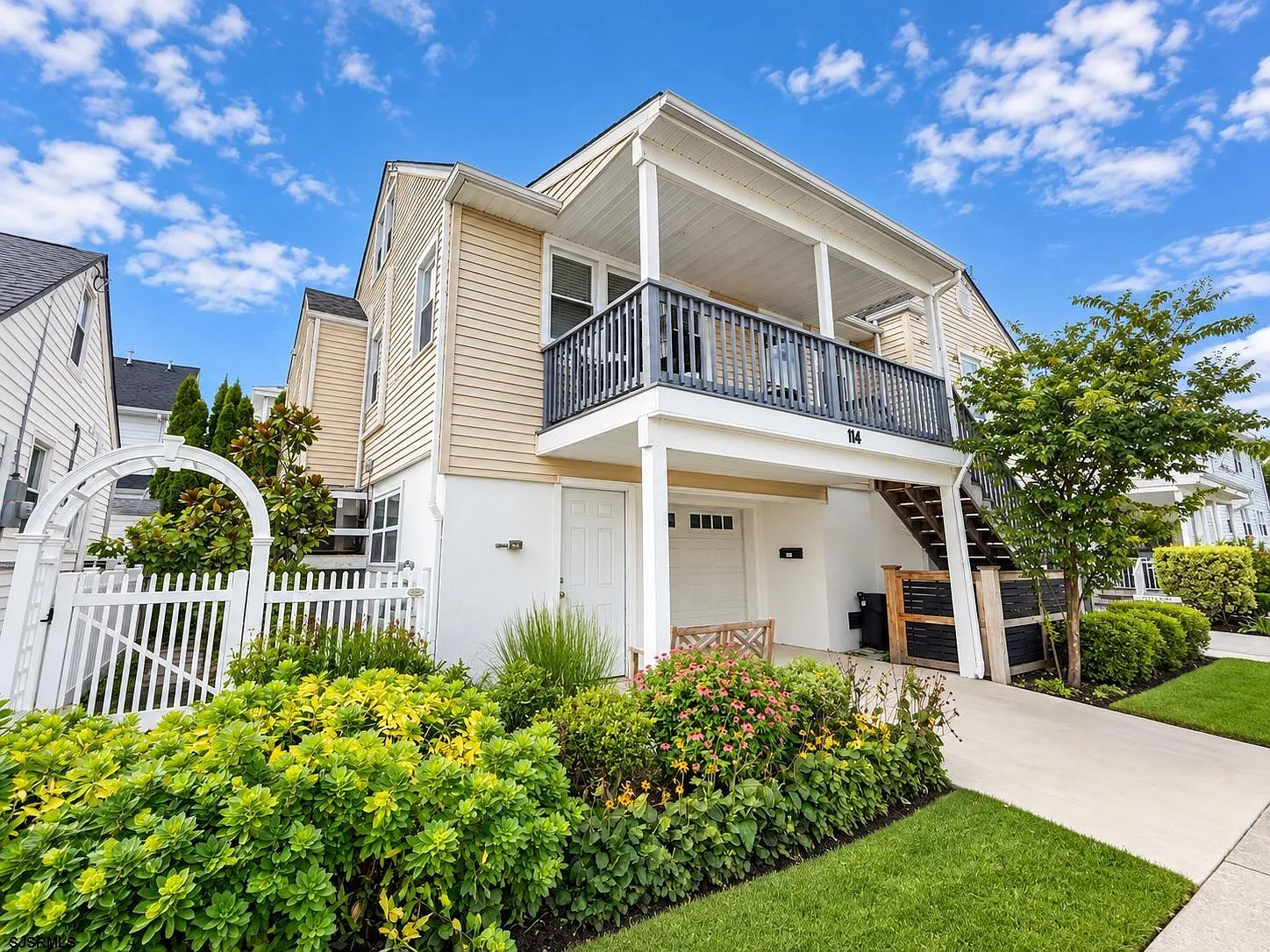 4 bed, 3.0 bath, $35,000 — Photo 2