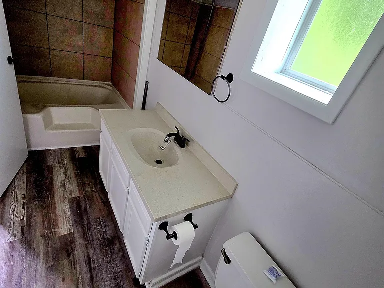 404 Puckett Rd — Photo 16