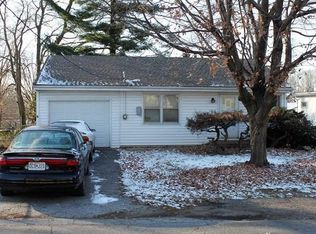 1316 S Spring St, Independence, MO 64055