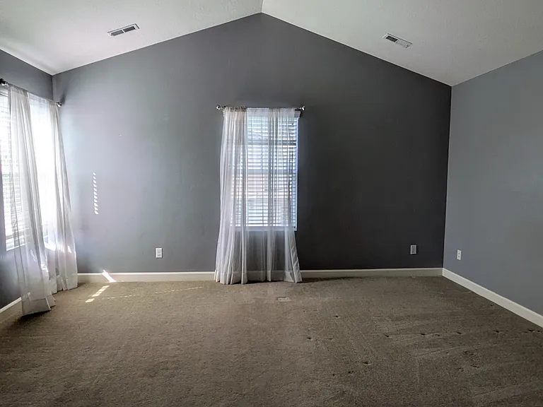 10241 S Clarks Hill Dr — Photo 20