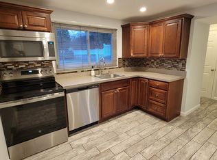 (Undisclosed Address), Huntington, NY 11743
