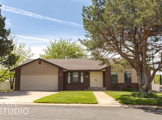 105 N Wagon Wheel Dr, Washington, UT 84780