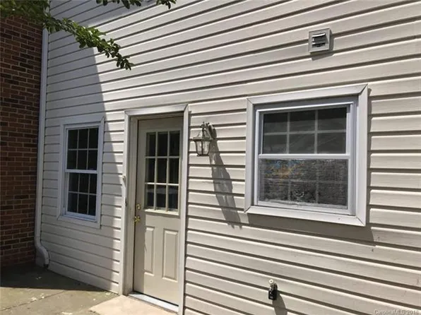 11109 Park Rd, Charlotte, NC 28226