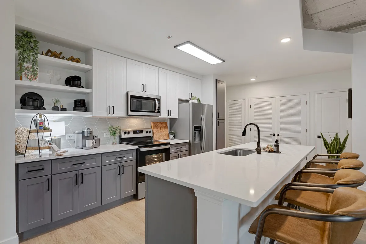 Elliston 23, Nashville, TN, Kitchen - Elliston 23