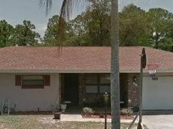 302 Citroen Dr, Sebring, FL 33872