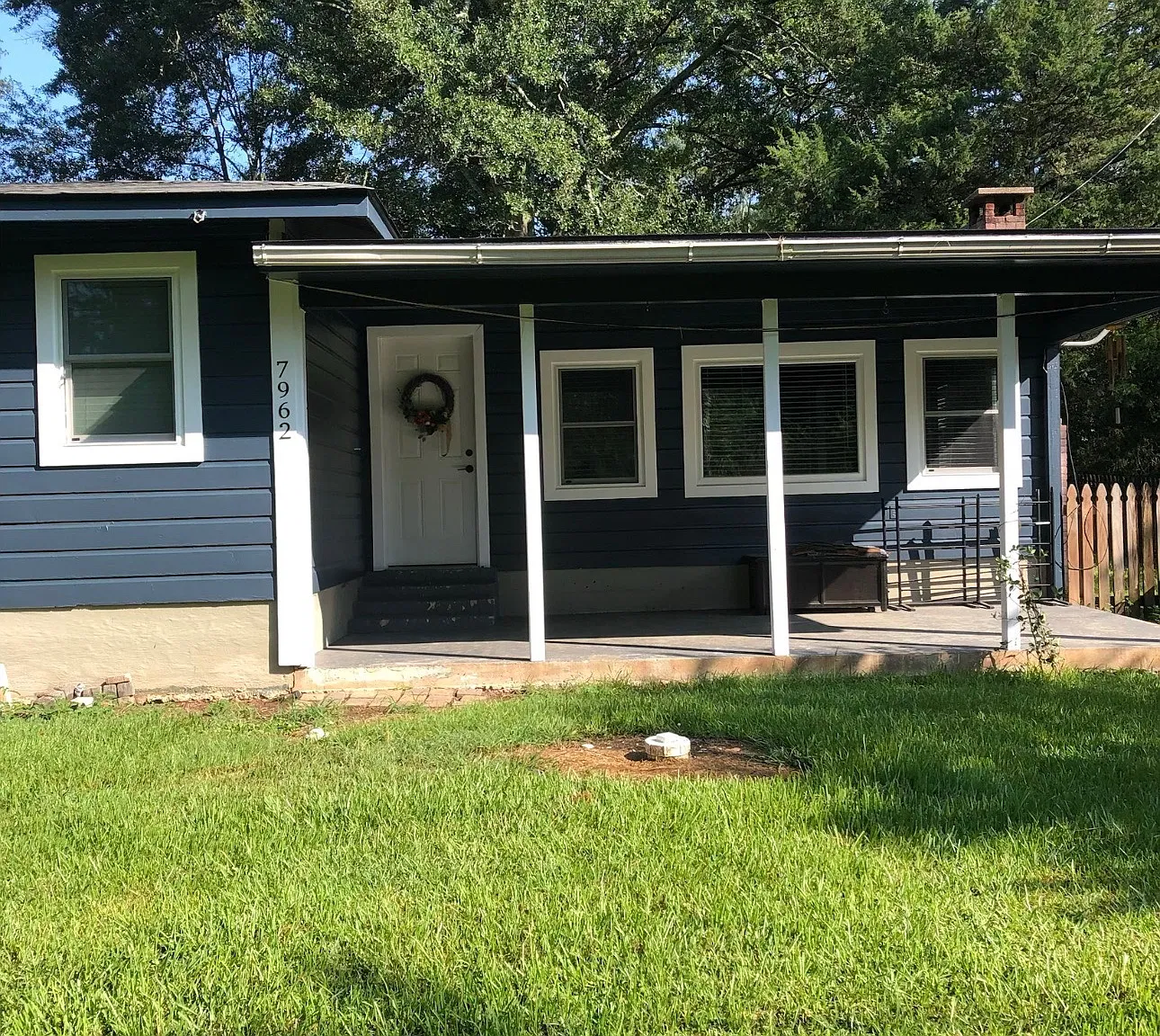 7962 W Lakeshore Dr — Photo 1