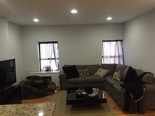 Rented by City Apt Group LLC | media 19