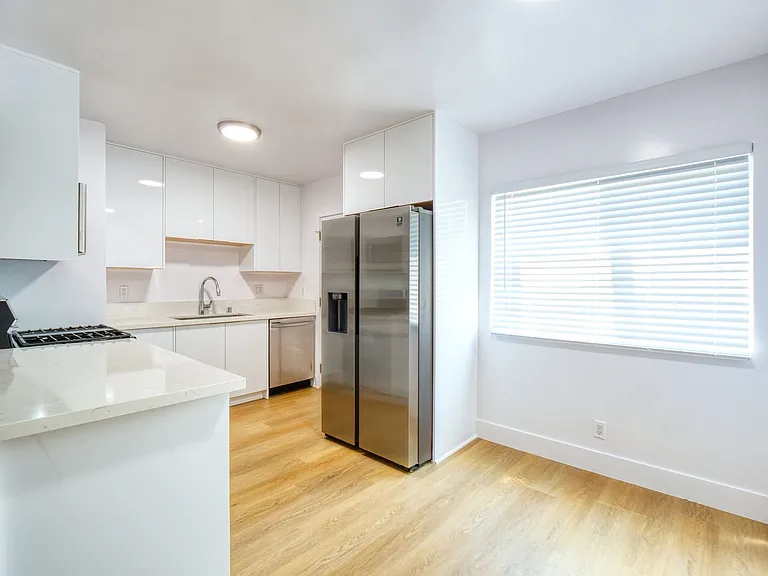 3721 Westwood Blvd — Photo 22