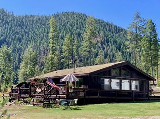 121 Summer Pl, Darby, MT 59829