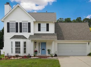 3 Haskins Ct, Greensboro, NC 27410