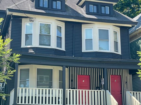 442 Hudson Ave APT 2