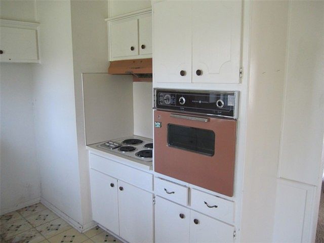 2nd image of 1329 SW 77th Pl