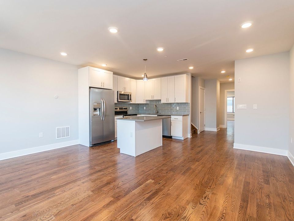 1st image of 814 N Uber St #6