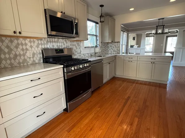 2448 4th Ave N, Saint Petersburg, FL 33713