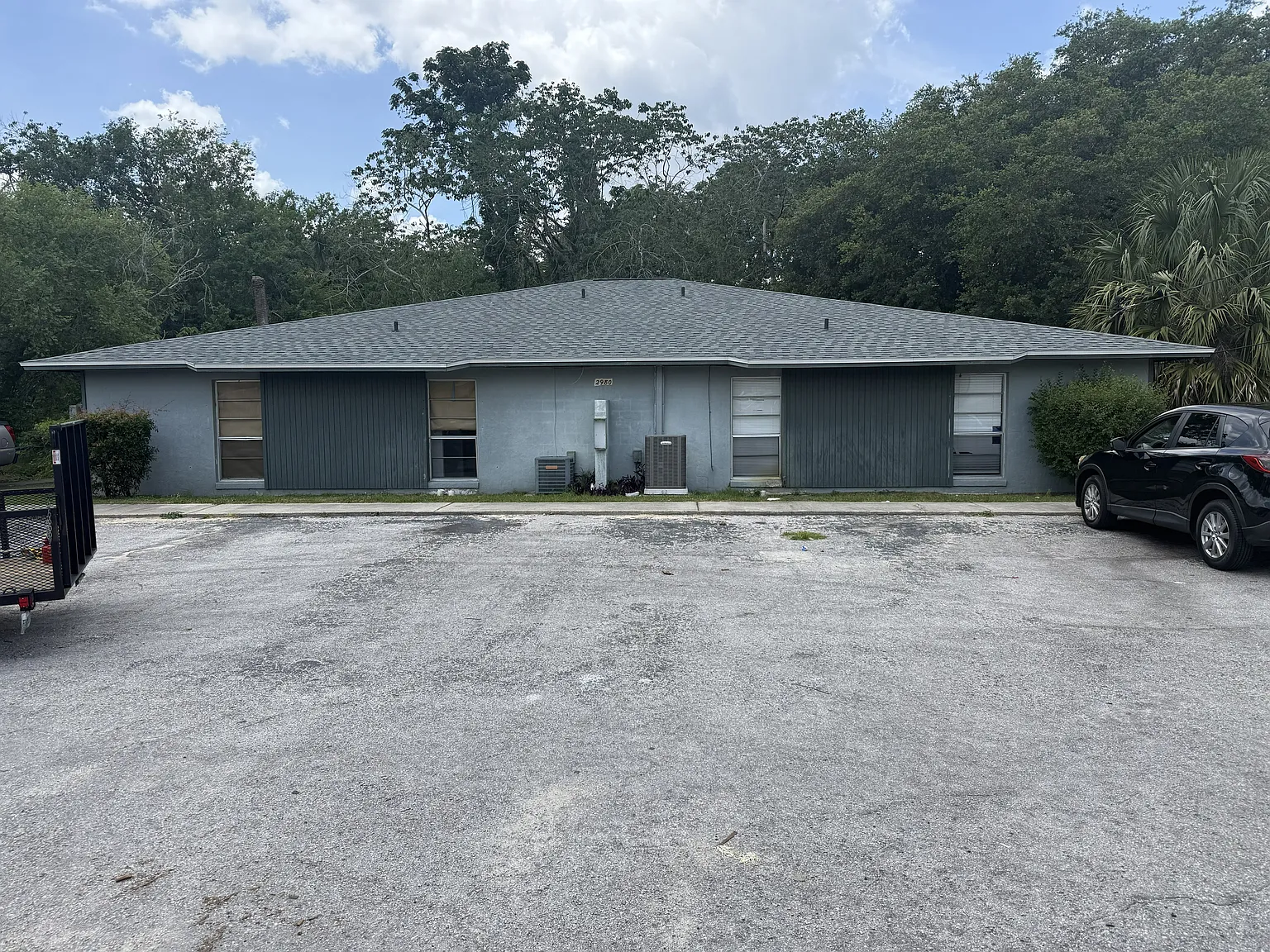 2 bed, 880 sqft, $1,400 — Photo 1