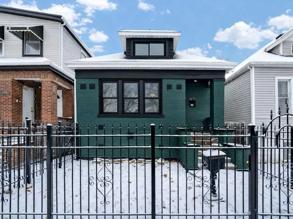 6818 S Wood St, Chicago, IL 60636