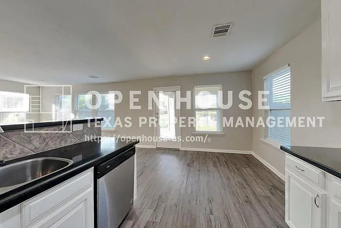 3119 Peachstone Pl — Photo 5