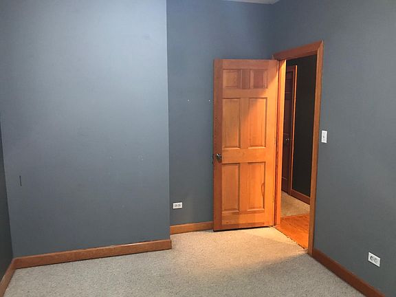 3rd image of 1721 W Julian St #1