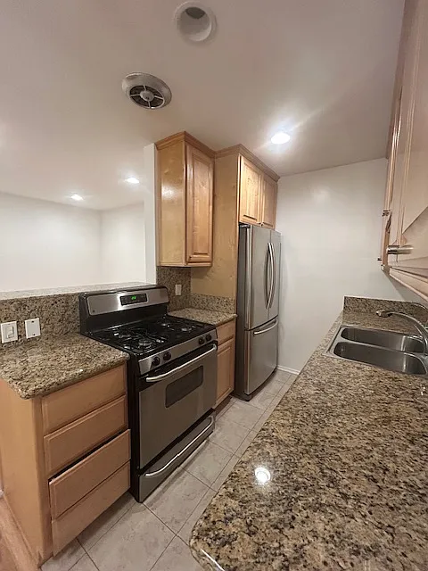 1 bed, 600 sqft, $2,750 — Photo 3