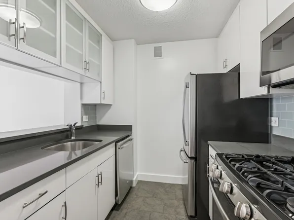 189 West 89th Street image 5 of 12