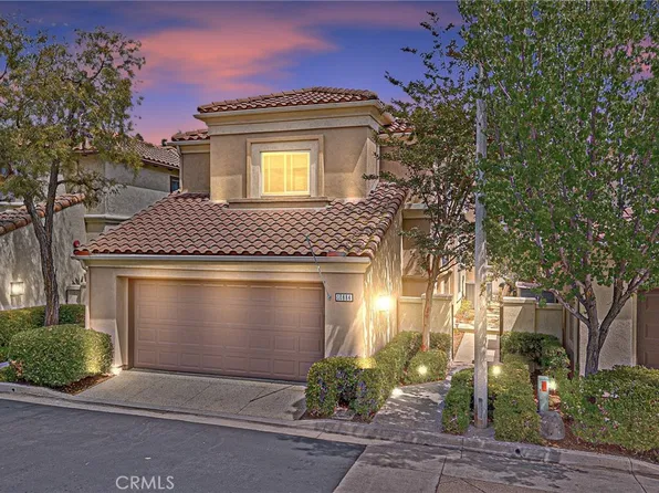10884 Kimball Pl, Tustin, CA 92782