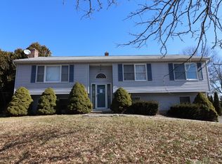 10 Rev Taylor Dr, Ansonia, CT 06401
