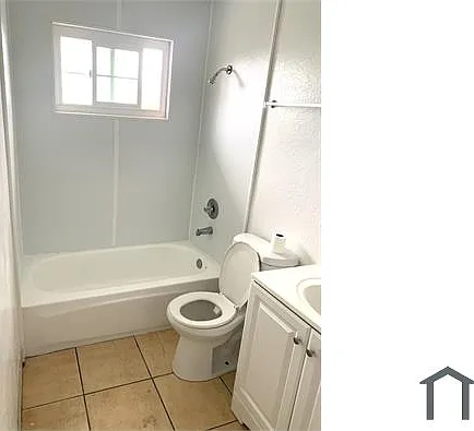 6240 Martin Luther King Jr Blvd #8 — Photo 9