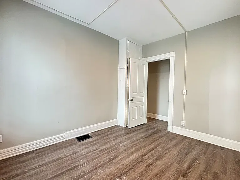 3131 Harvard Ave — Photo 20