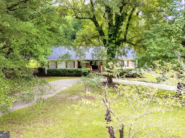 218 Rebel Dr, Macon, GA 31211