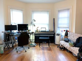 2 Symphony Rd #3, Boston, MA 02115