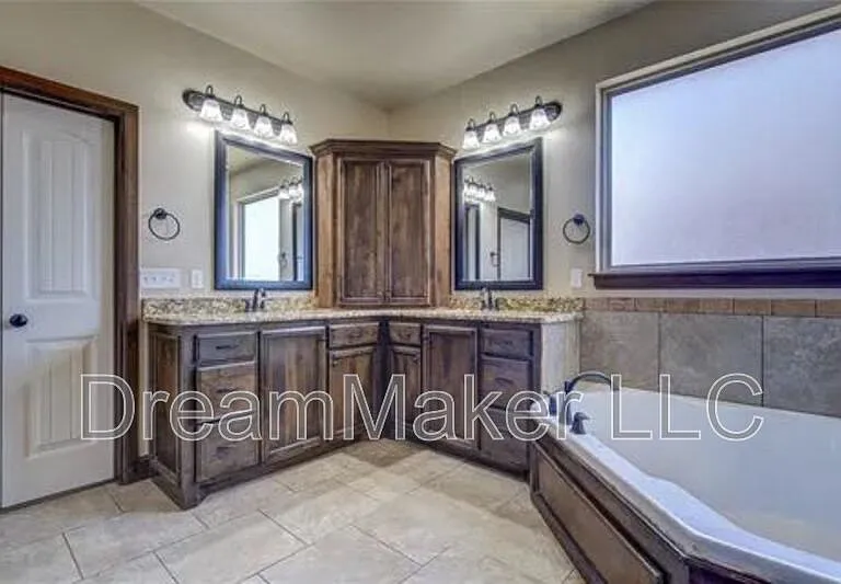 1712 Appaloosa Dr — Photo 13